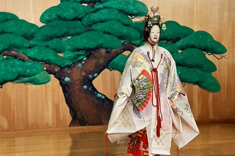 Spectacle traditionnel - Préfecture d'Ishikawa - Région du Chubu - Japon